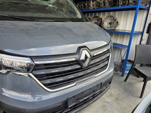 Renault Trafic 4 çıkma panjur