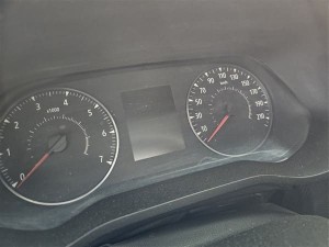 Renault Trafic 4 çıkma kilometre saati
