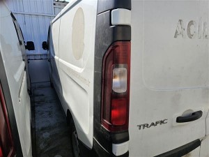Renault Trafic 3 sol stop