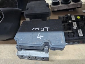 Renault master 4 abs beyni