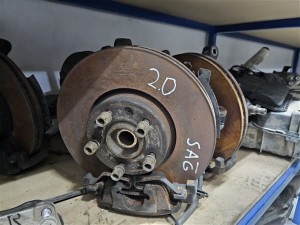 Peugeot Expert 4 sağ ön taşıyıcı